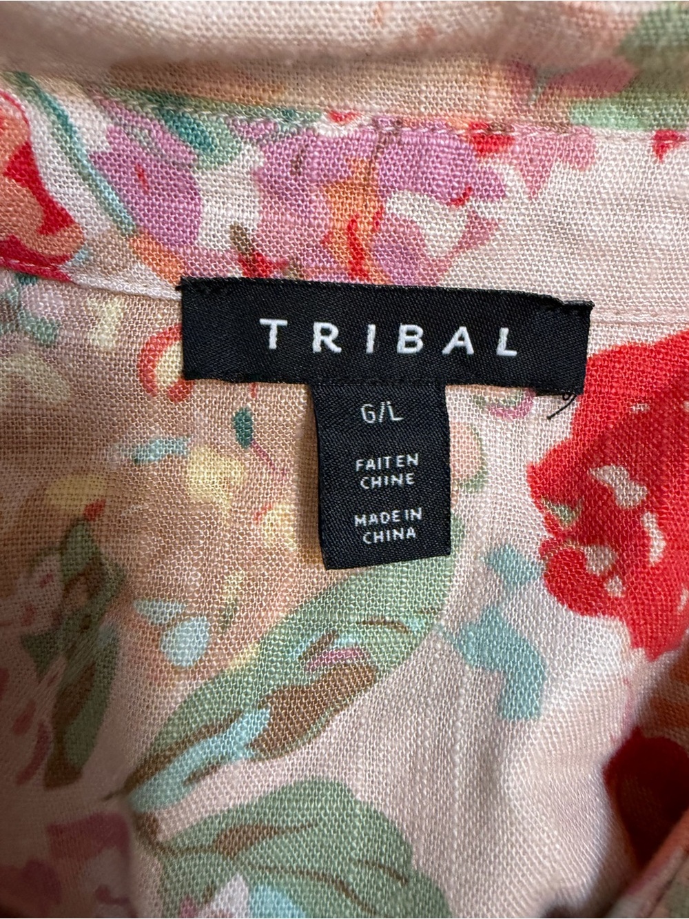 Tribal Cream Floral Button-Down Shirt with Red Accents - Picture 4 of 5